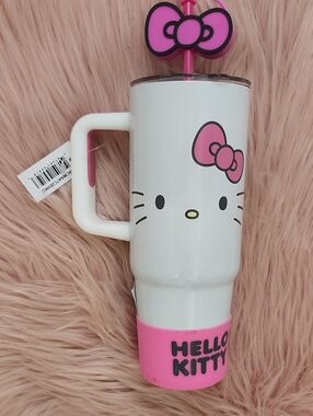 Brand New SANRIO HELLO KITTY STAINLESS STEEL TUMBLER W/BUILT-IN STOPPER STRAW